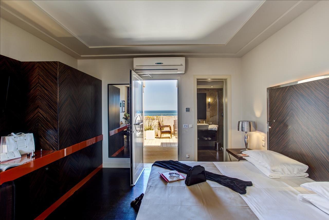Hotel Byron Ріміні Екстер'єр фото